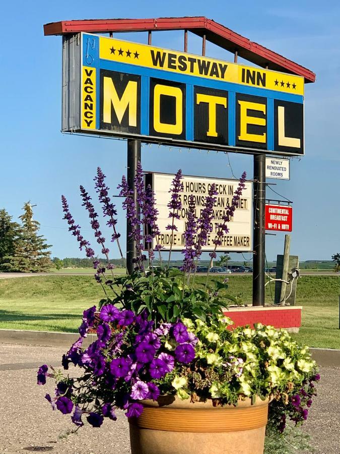 Westway Inn Motel Neepawa Екстер'єр фото